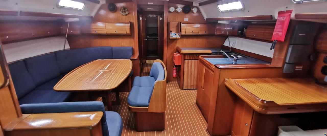 Bavaria 49