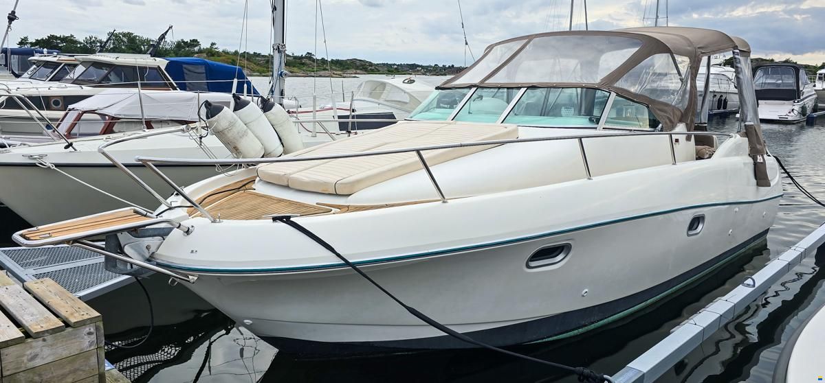 Jeanneau 805 Leader