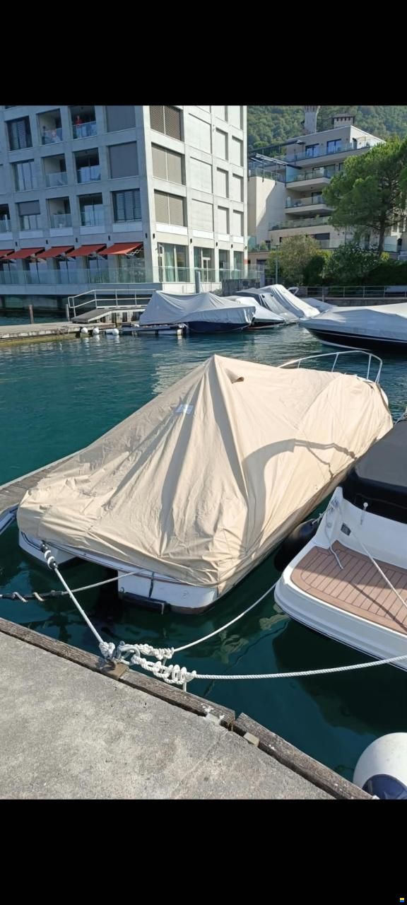 Bayliner 2052 Capri Cuddy