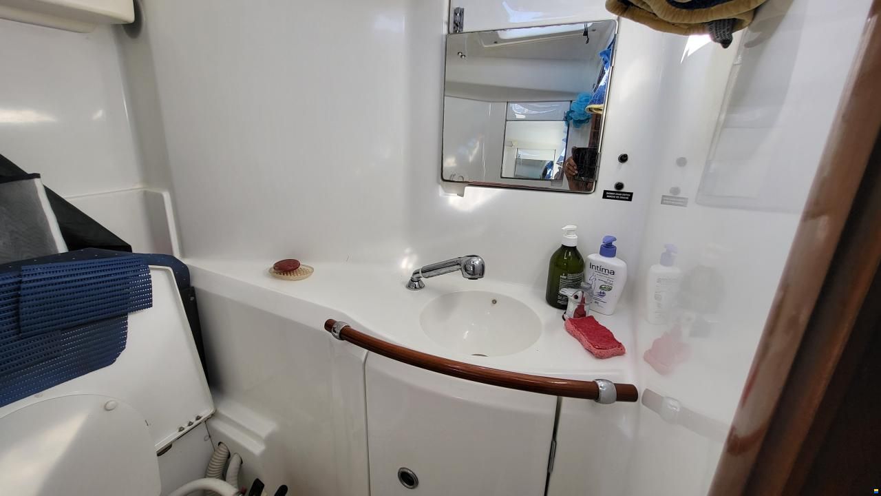 Beneteau Oceanis 411 Celebration