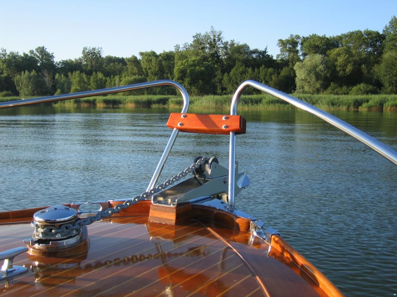 Rohn Motoryacht Spurwing