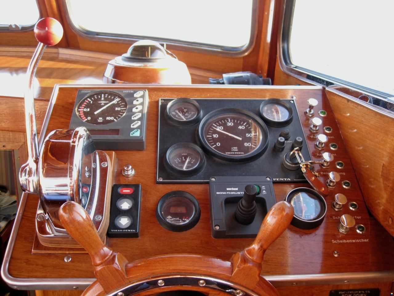 Rohn Motoryacht Spurwing