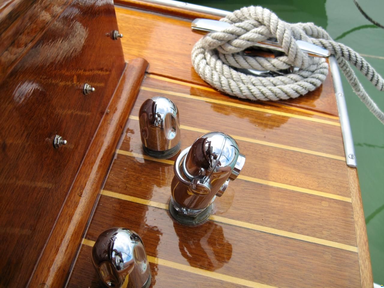 Rohn Motoryacht Spurwing