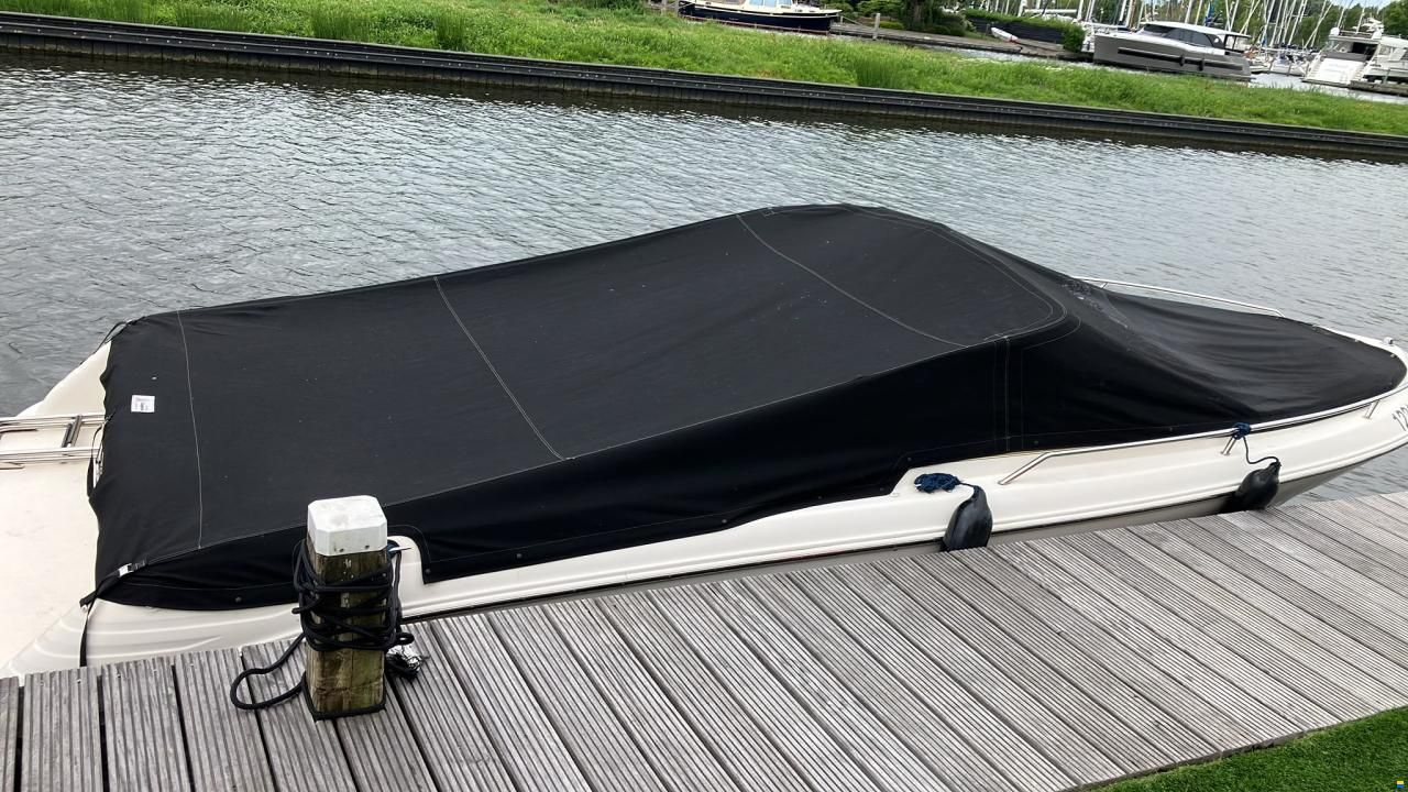 Sea Ray 230 Select Bowrider