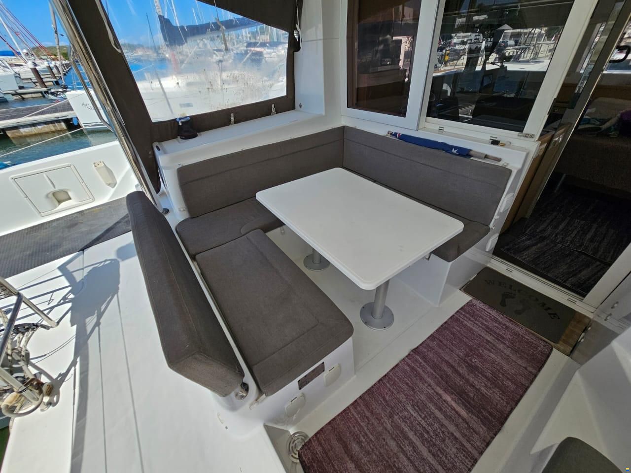 Lagoon 39
