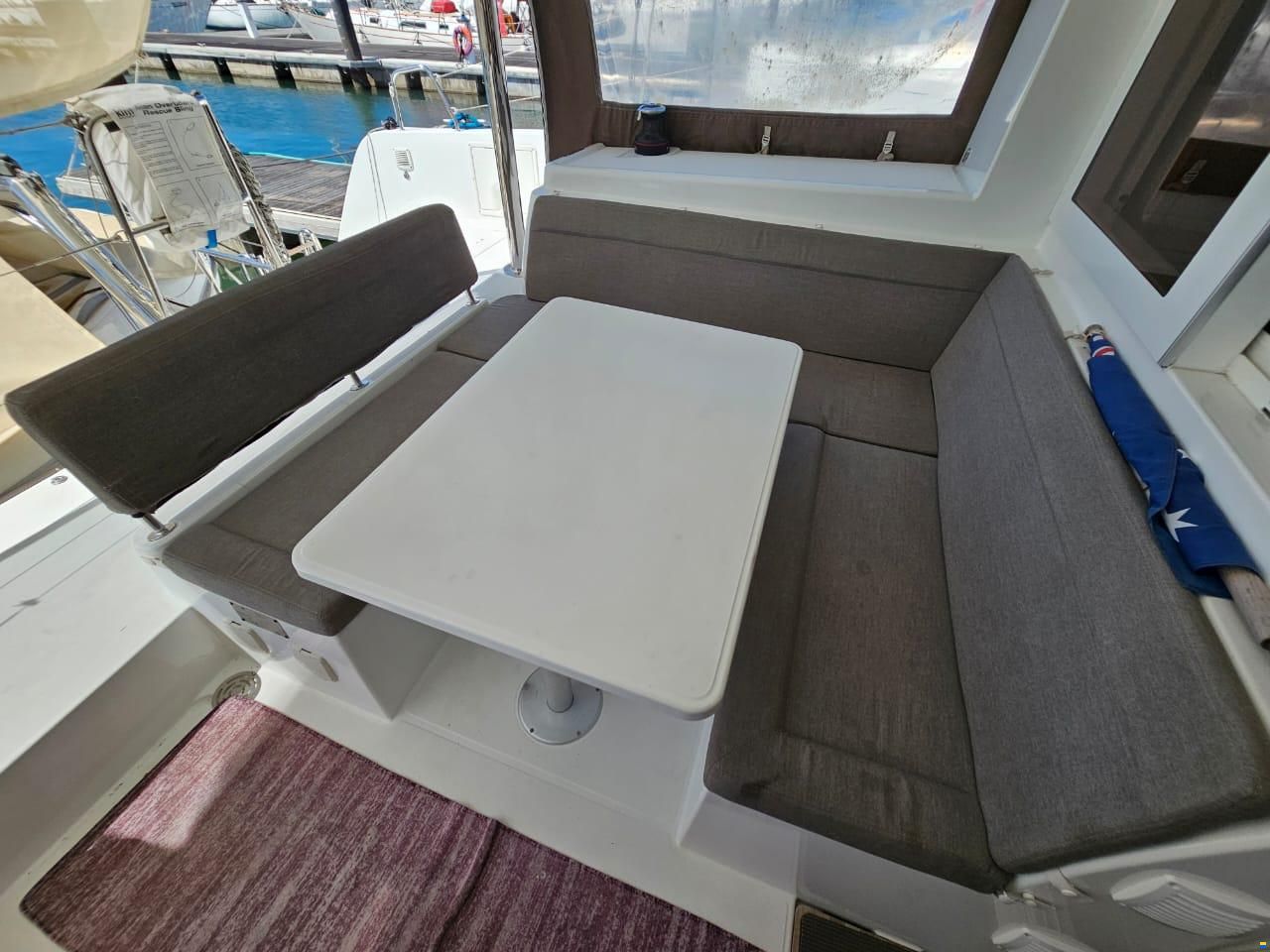 Lagoon 39