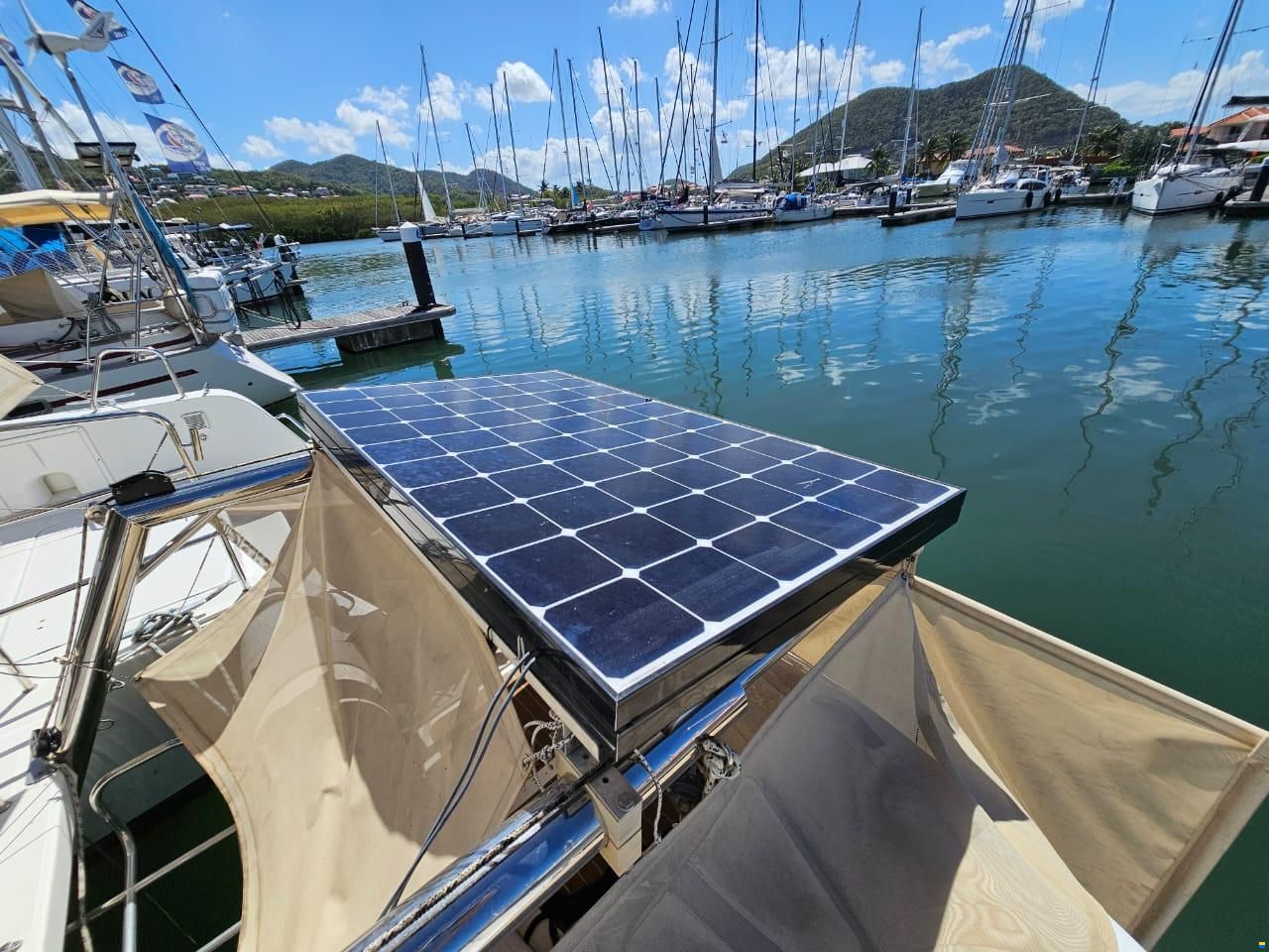 Lagoon 39