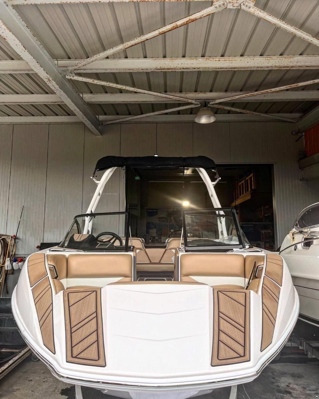 Moomba Mondo
