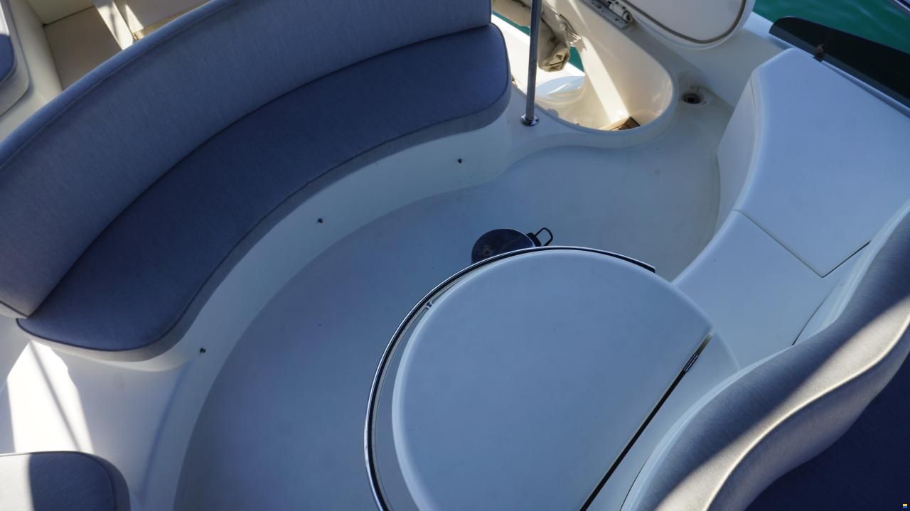 Azimut 46 FLY
