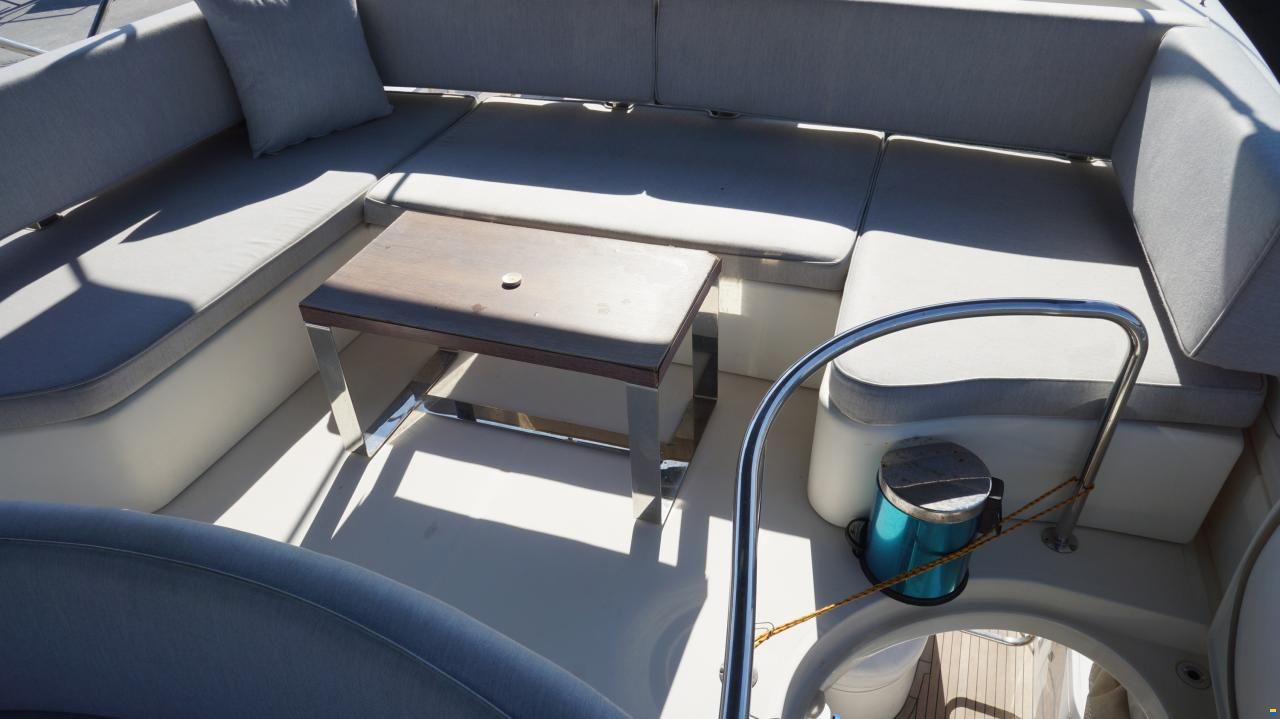 Azimut 46 FLY