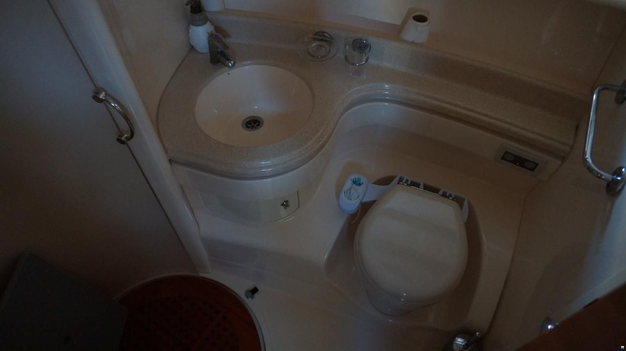 Azimut 46 FLY