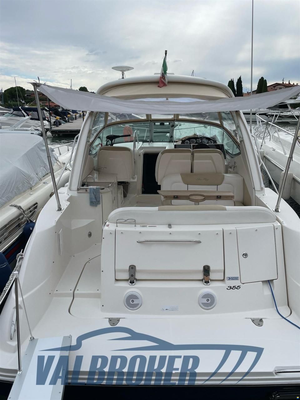 Sea Ray 355 DA SUNDANCER