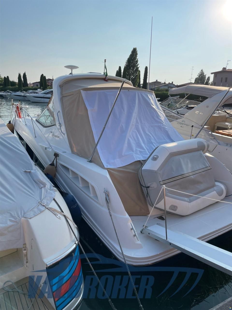 Sea Ray 355 DA SUNDANCER