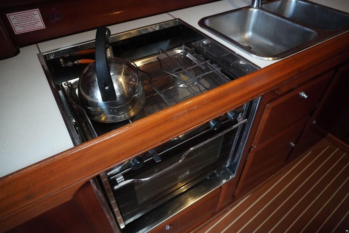 Bavaria 36-3