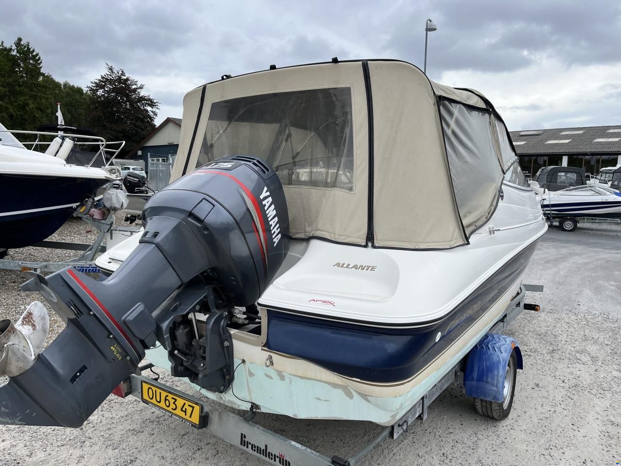 Campion 565 SC Allante