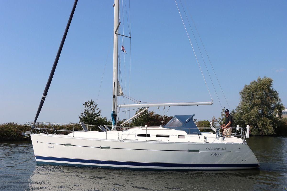 Beneteau OCEANIS CLIPPER 373