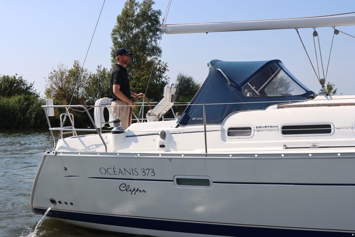 Beneteau OCEANIS CLIPPER 373