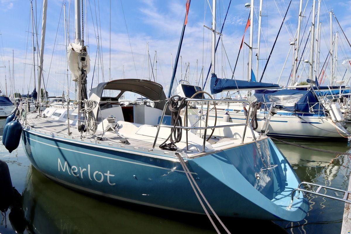Spirit 37