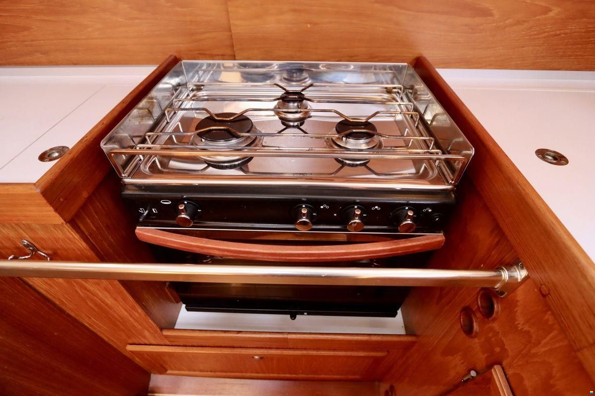 Spirit 37