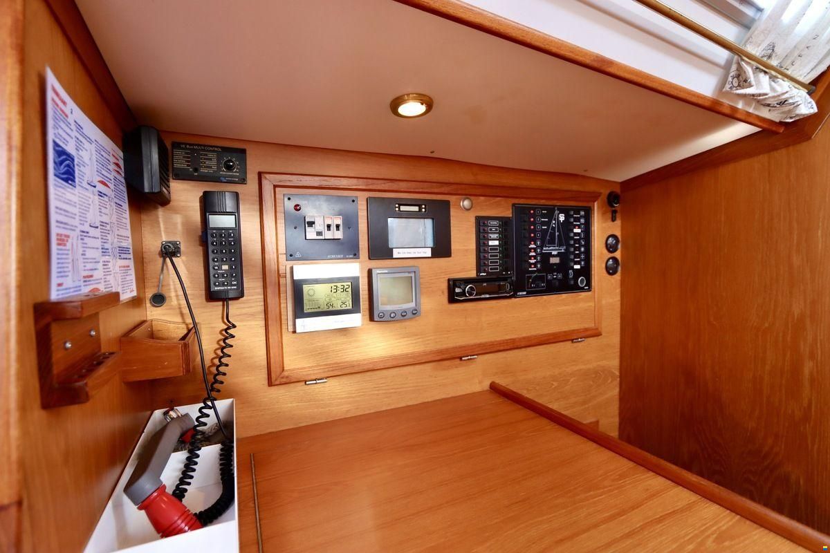 Spirit 37
