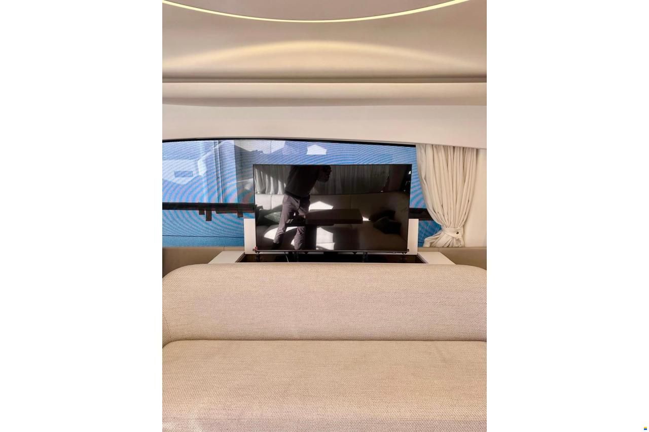 Azimut Fly 53