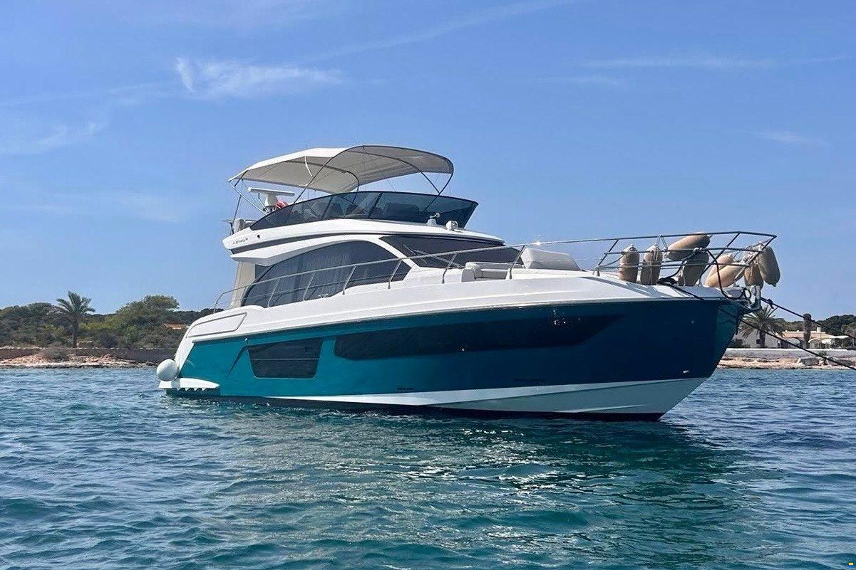 Azimut Fly 53