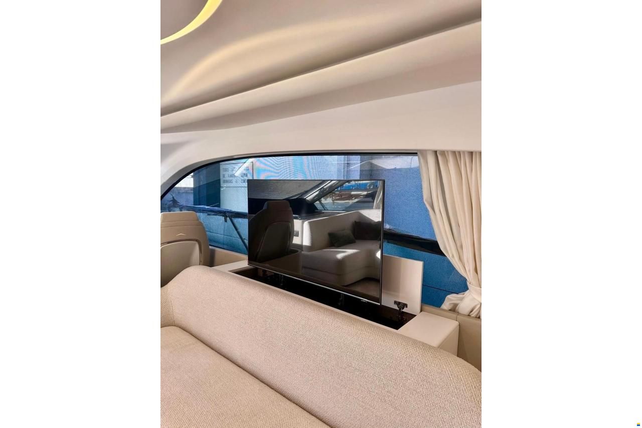 Azimut Fly 53