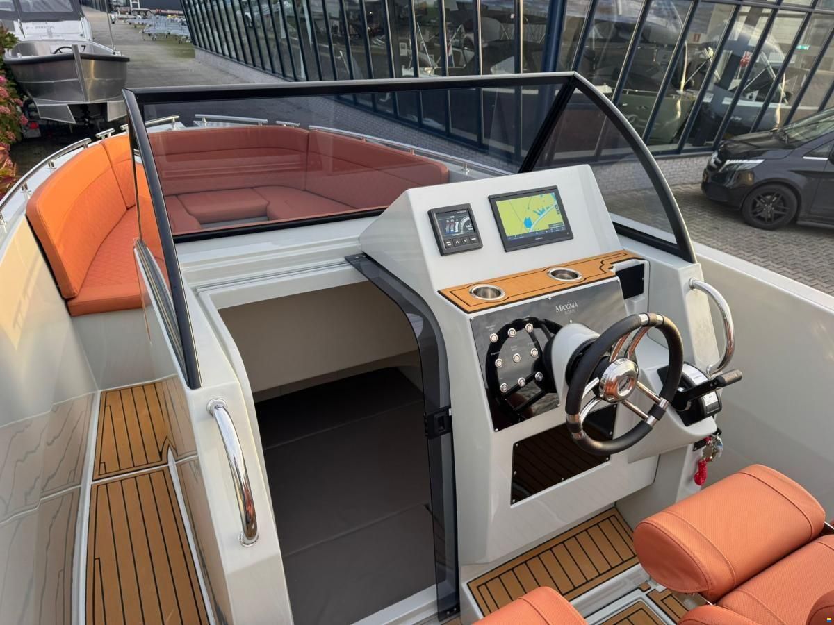 Maxima 700 Sport