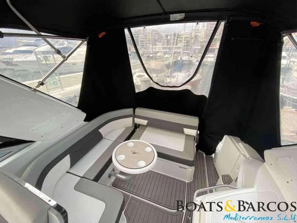 Monterey 295 Sport Yacht