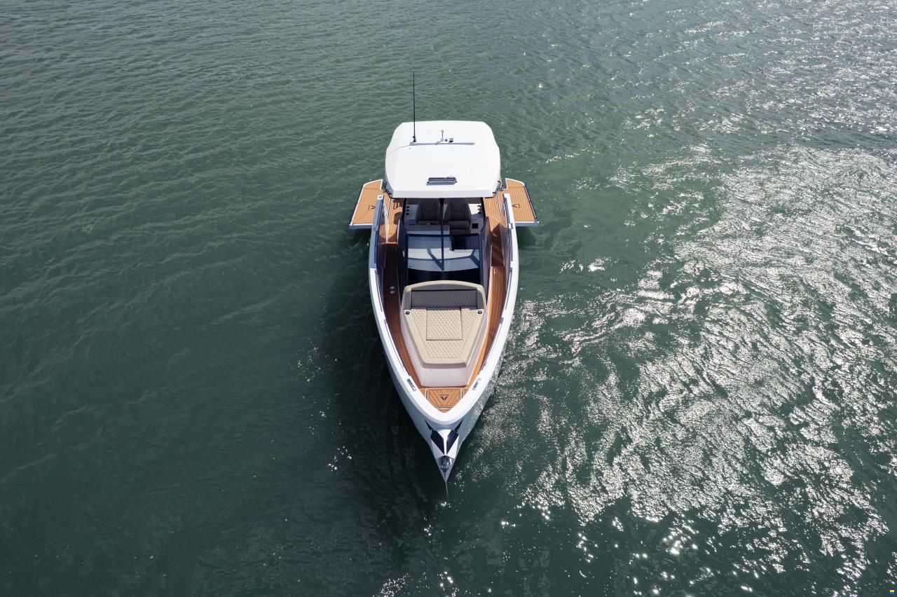 Virtue V33 Top