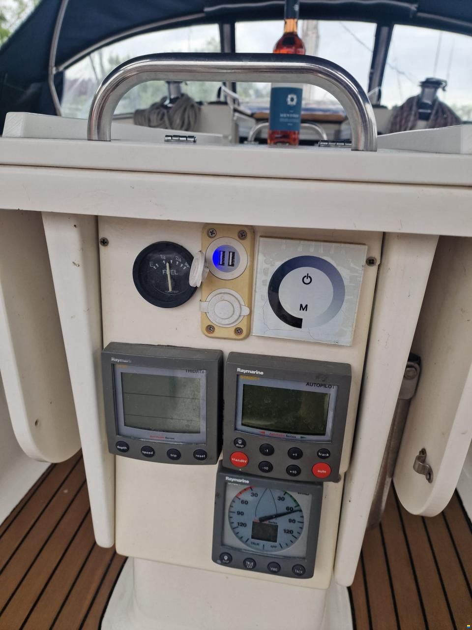 Bavaria 44