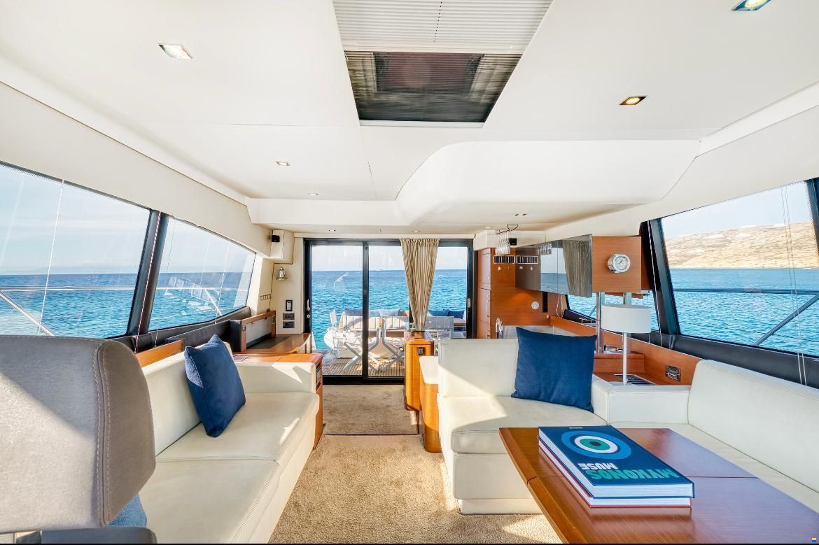 Prestige 550 Flybridge
