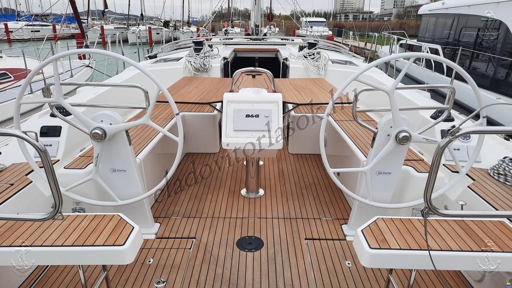 Bavaria C42