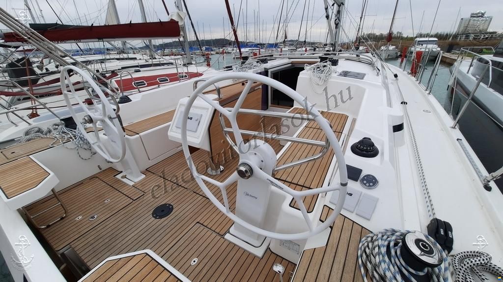 Bavaria C42