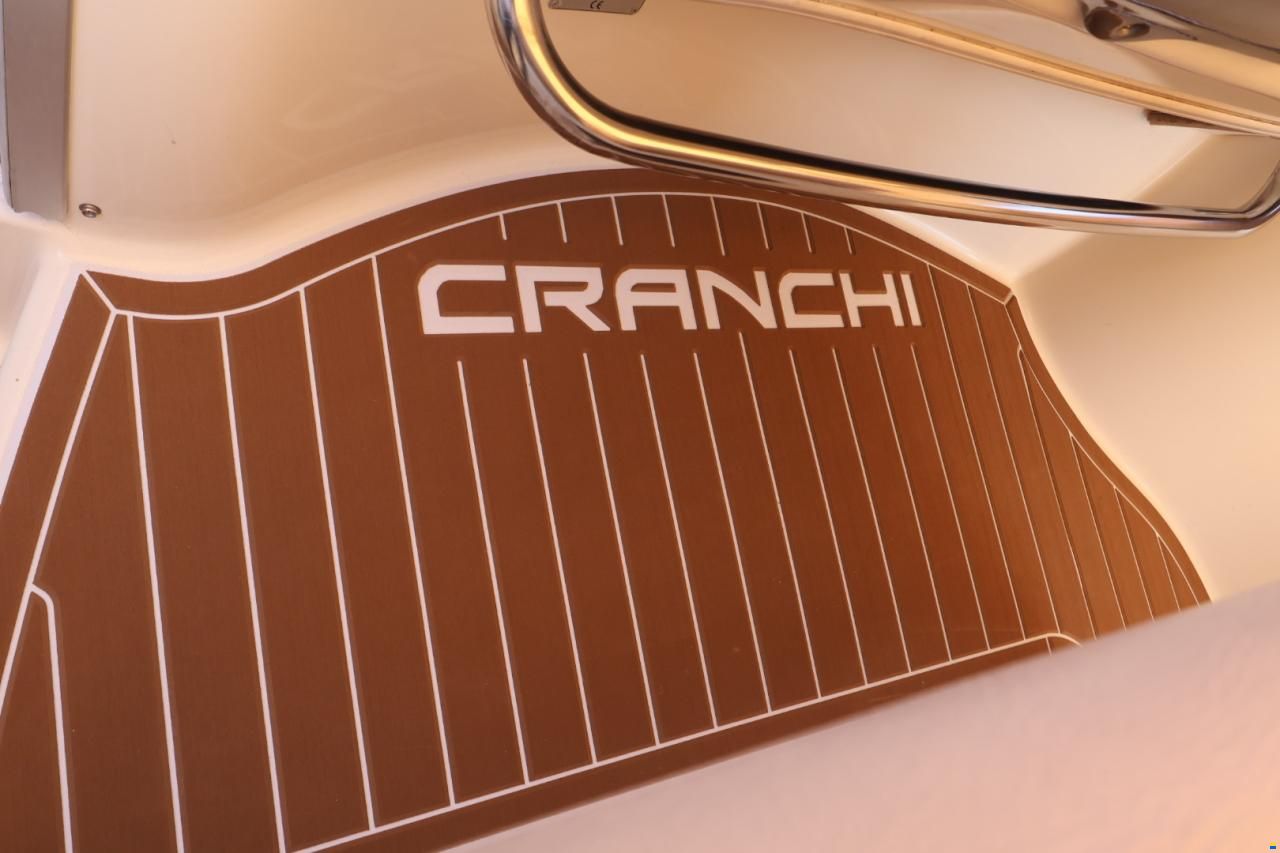 Cranchi Zaffiro 32