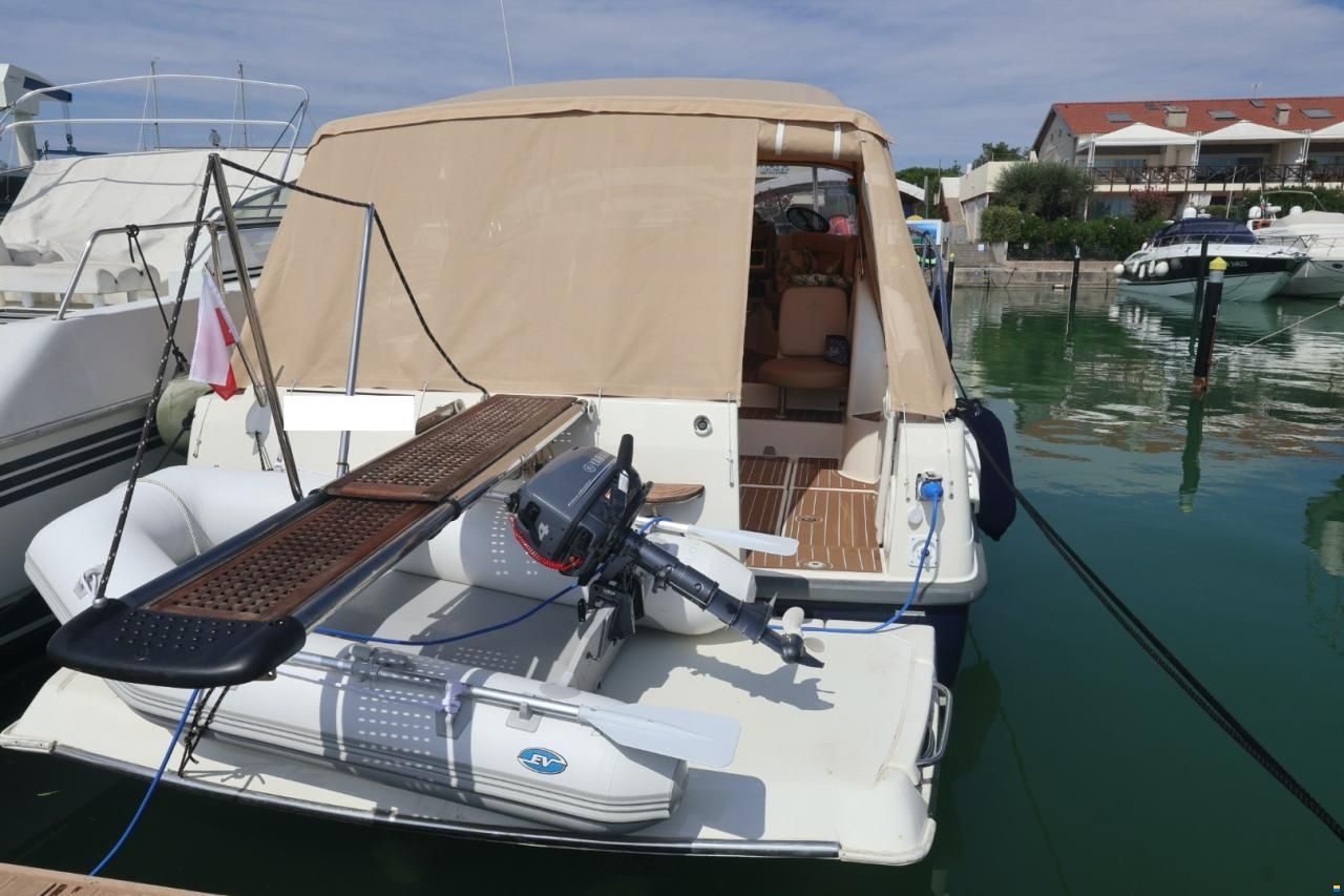 Cranchi Zaffiro 32