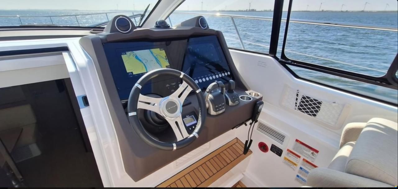 Atlantis 45