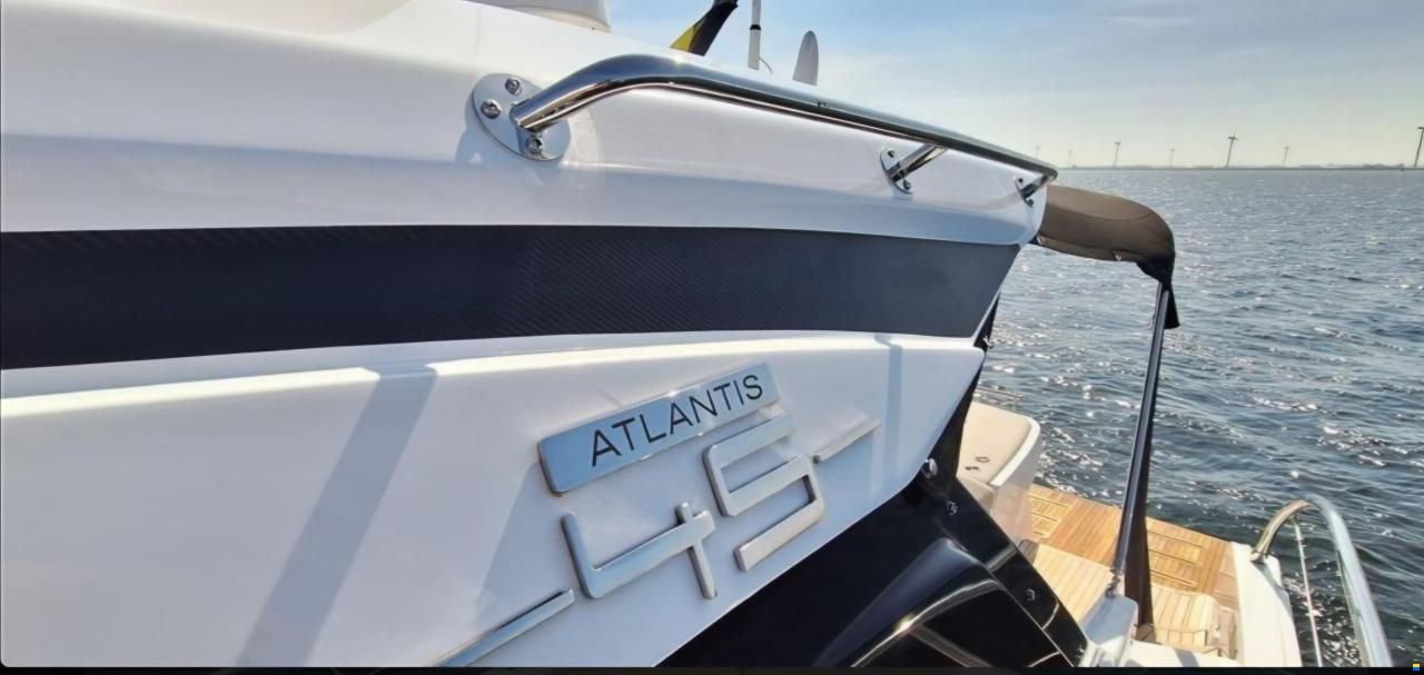 Atlantis 45