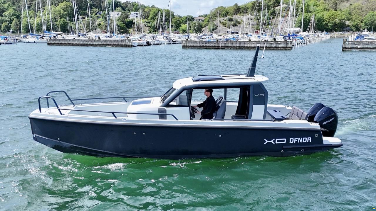 XO Boats DFNDR 9