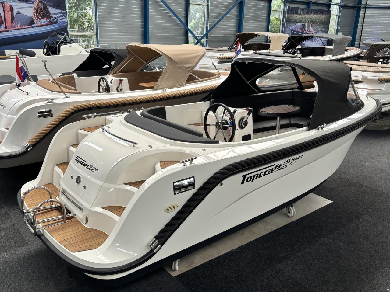Topcraft 565 Tender