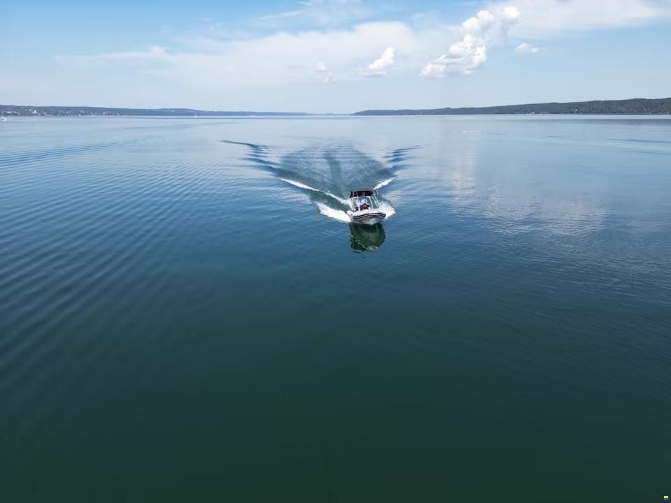 Lava Marine 520 Expedition