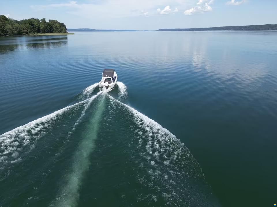 Lava Marine 520 Expedition