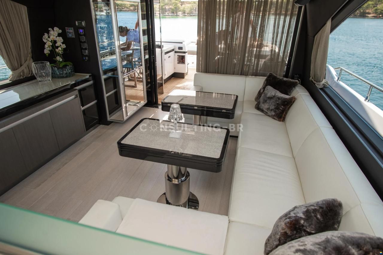 Azimut S7