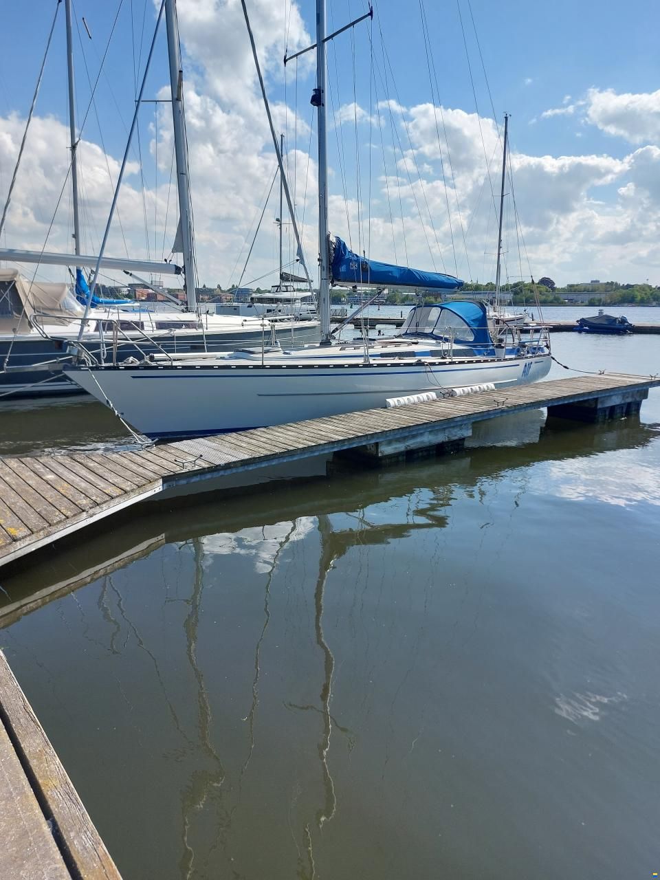Helmsmann Opus 35