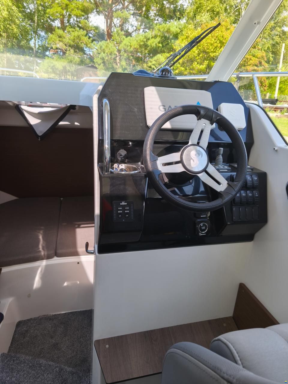 Beneteau Antares 8 OB V2