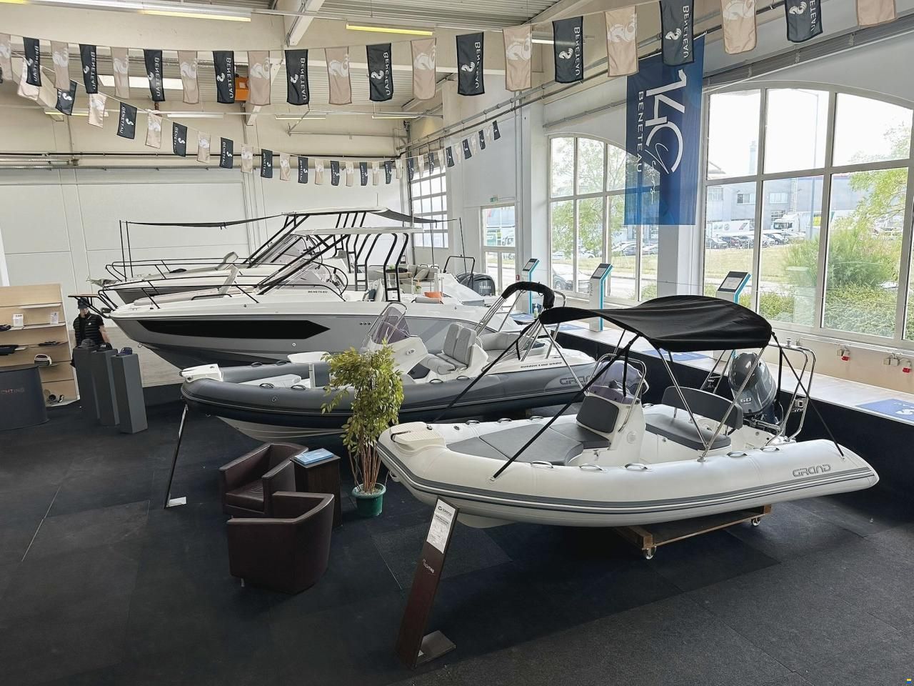 Beneteau Flyer 7 SD Sundeck