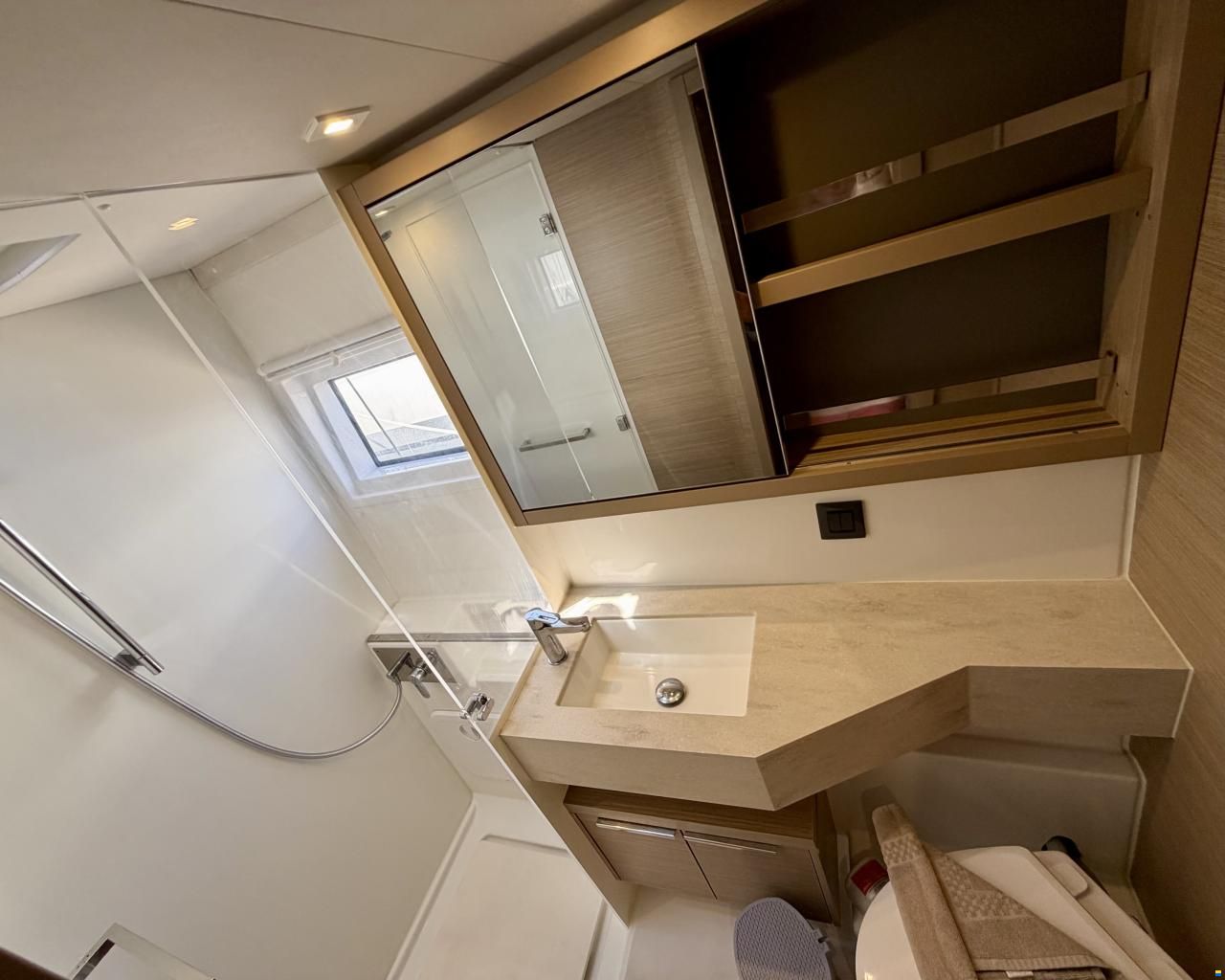 Lagoon 46