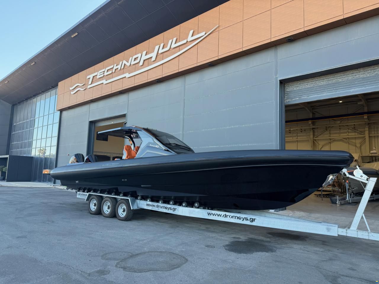 Technohull Alpha 40