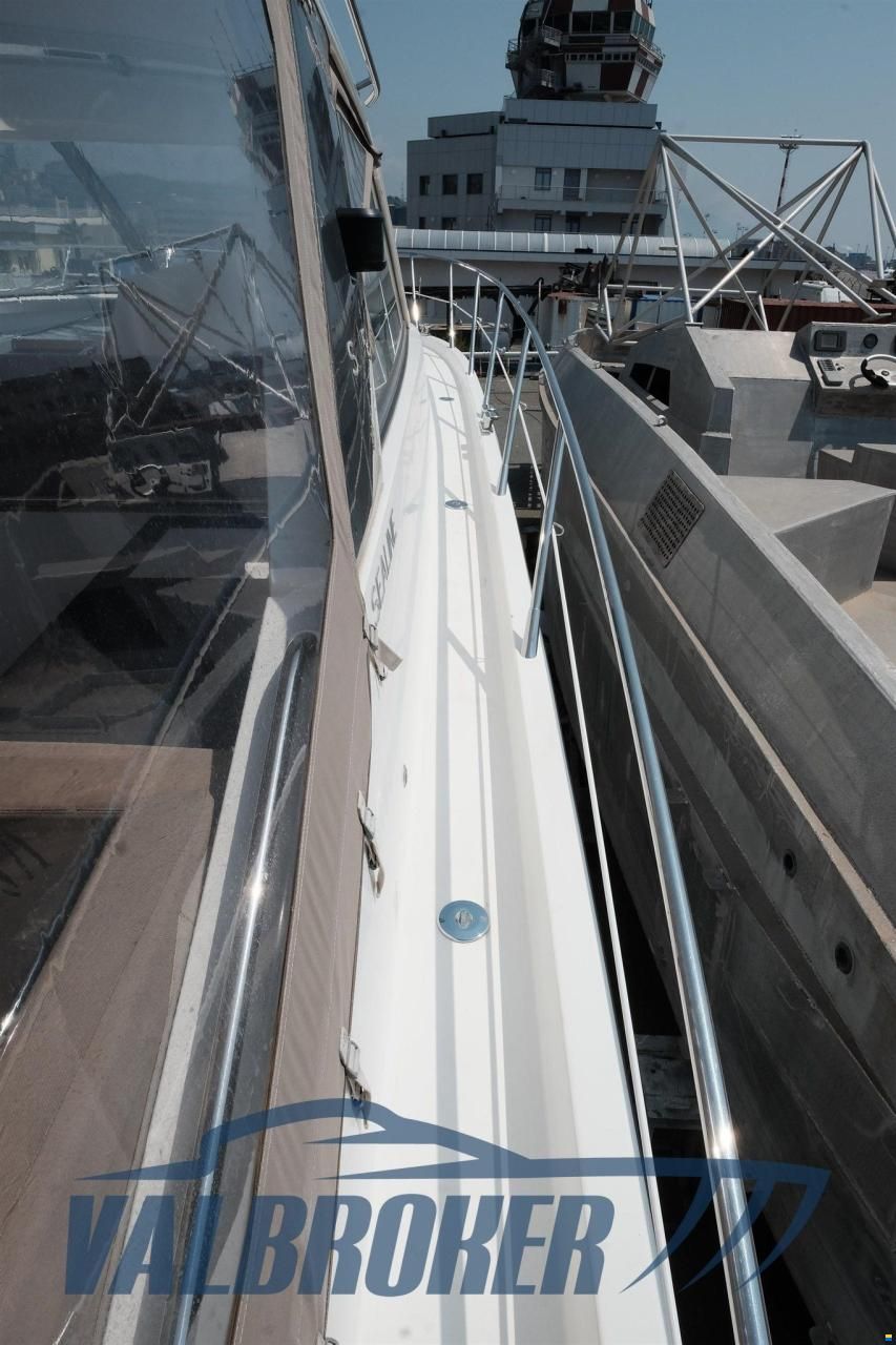 Sealine SC 35