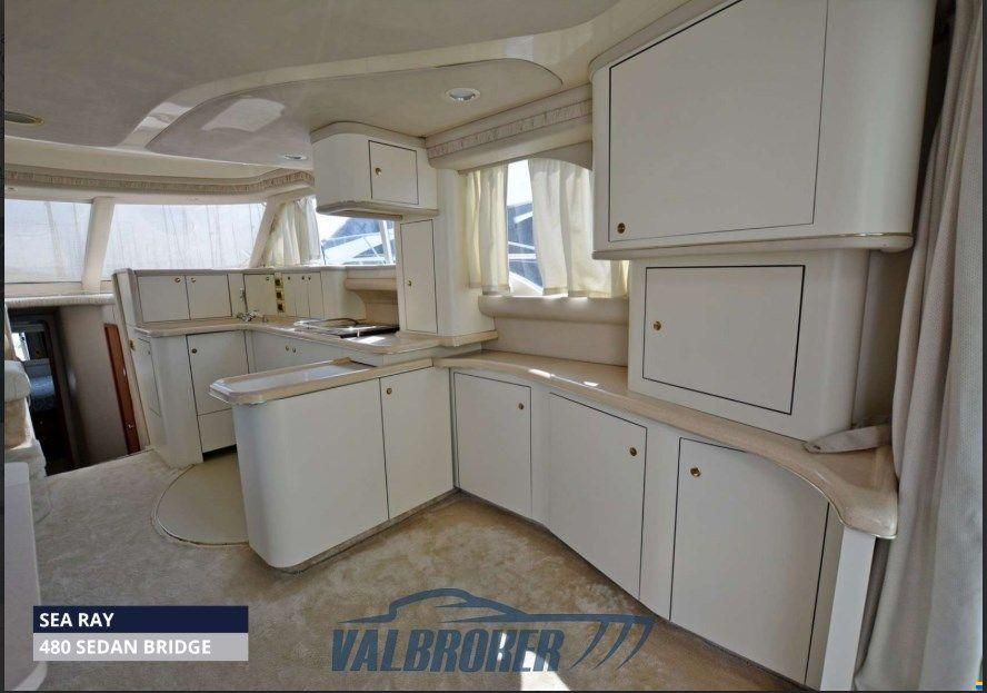 Sea Ray 480 SEDAN BRIDGE